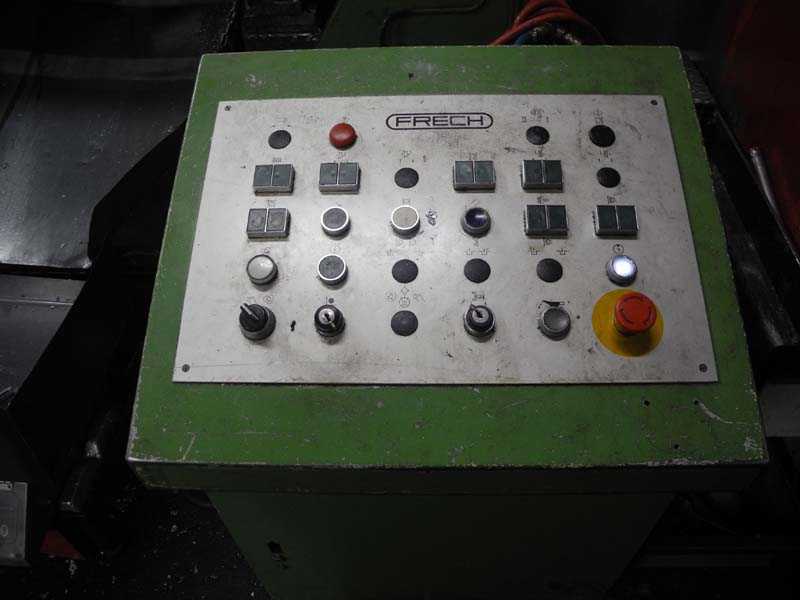 Frech DAW 200 Máquina de fundição sob pressão em câmara quente de zinco WK1322, utilizada