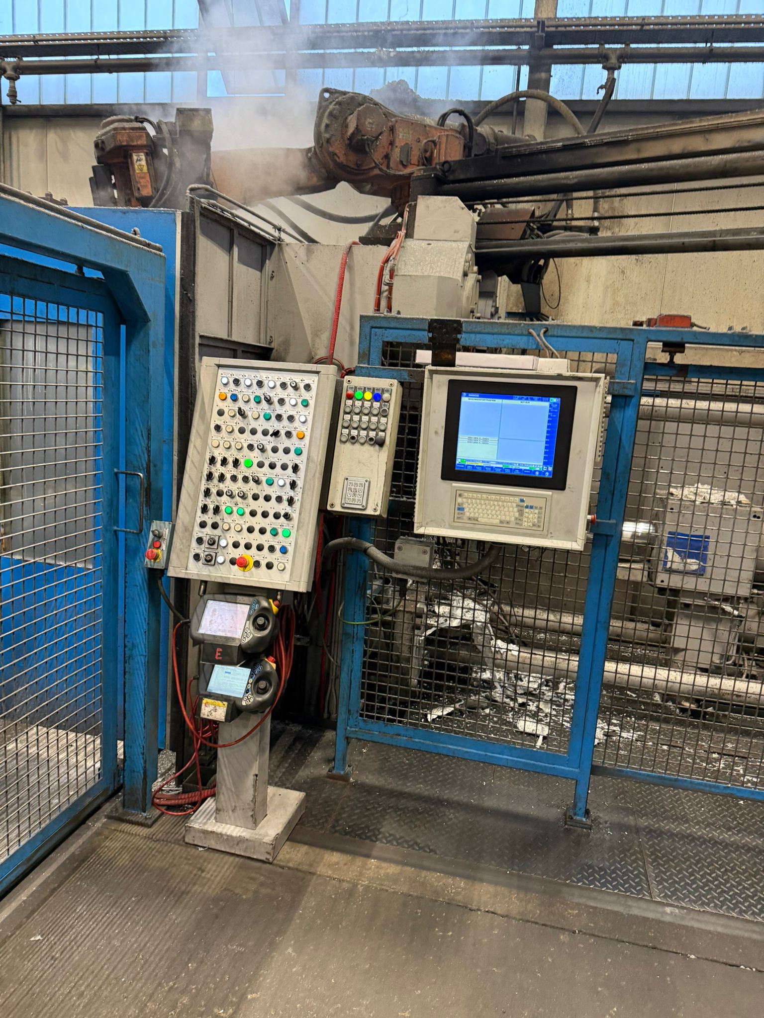 Italpresse IP 2500 SC máquina de fundição injetada com câmara fria KK1679, usada Italpresse IP 2500 SC máquina de fundição injetada com câmara fria KK1679, usada