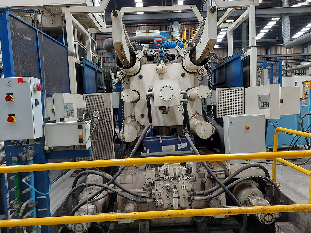 Idra OL 1900 S máquina de fundição injetada com câmara fria KK1587, usada