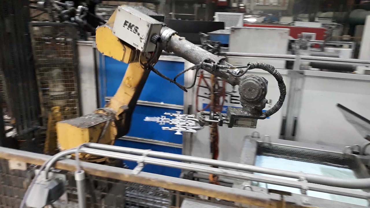 FANUC M-710iC/50, E-33082 robô de fundição HR1834, utilizado