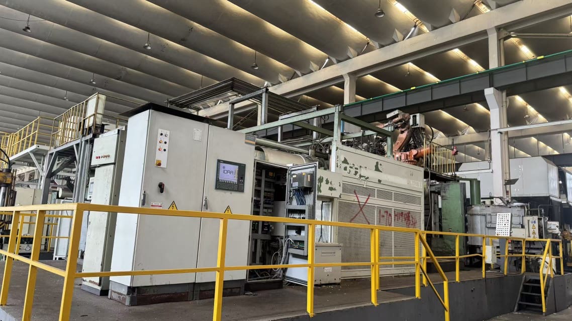 Idra OL 3500 máquina de fundição injetada com câmara fria KK1678, usada