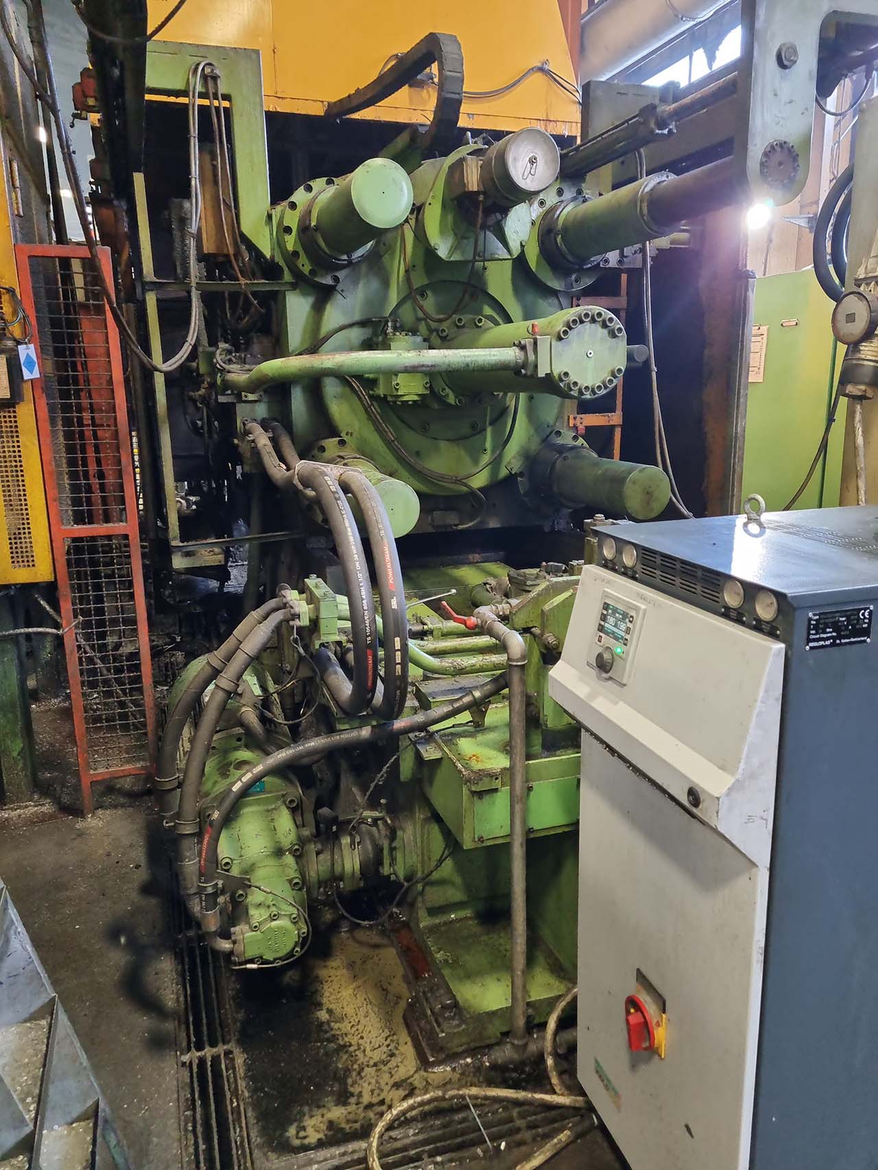 Máquina de fundição sob pressão em câmara fria IDRA OL 700 KK1621, utilizada Máquina de fundição sob pressão em câmara fria IDRA OL 700 KK1621, utilizada