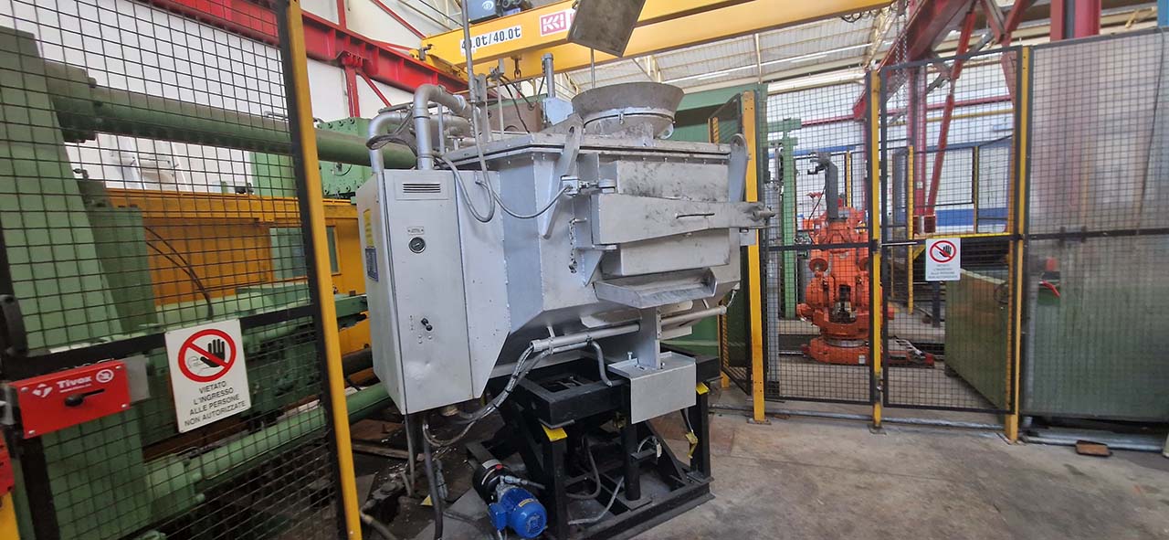 Idra OL 3500 máquina de fundição injetada com câmara fria KK1678, usada Idra OL 3500 máquina de fundição injetada com câmara fria KK1678, usada