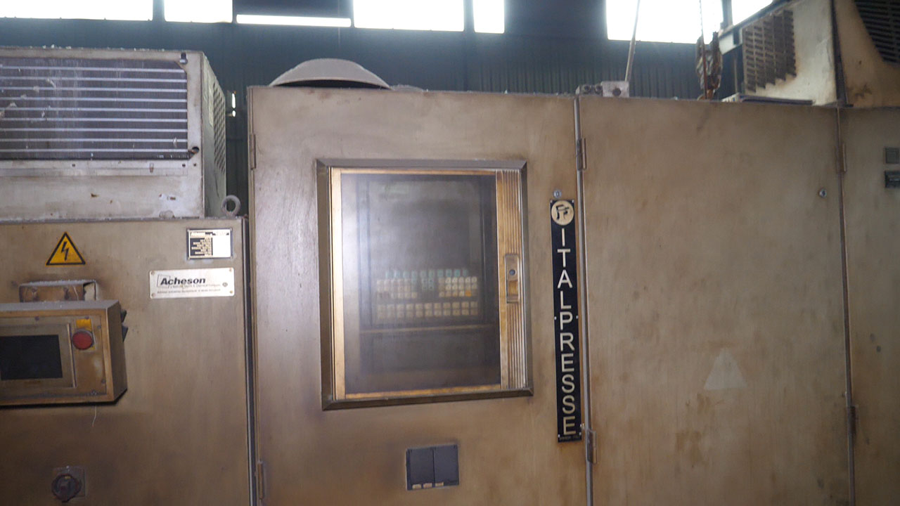 italpresse_ip_1350_sc_die_casting_machine_kk1442_p5 Italpresse IP 1350 SC máquina de fundição sob pressão em câmara fria KK1442, utilizada
