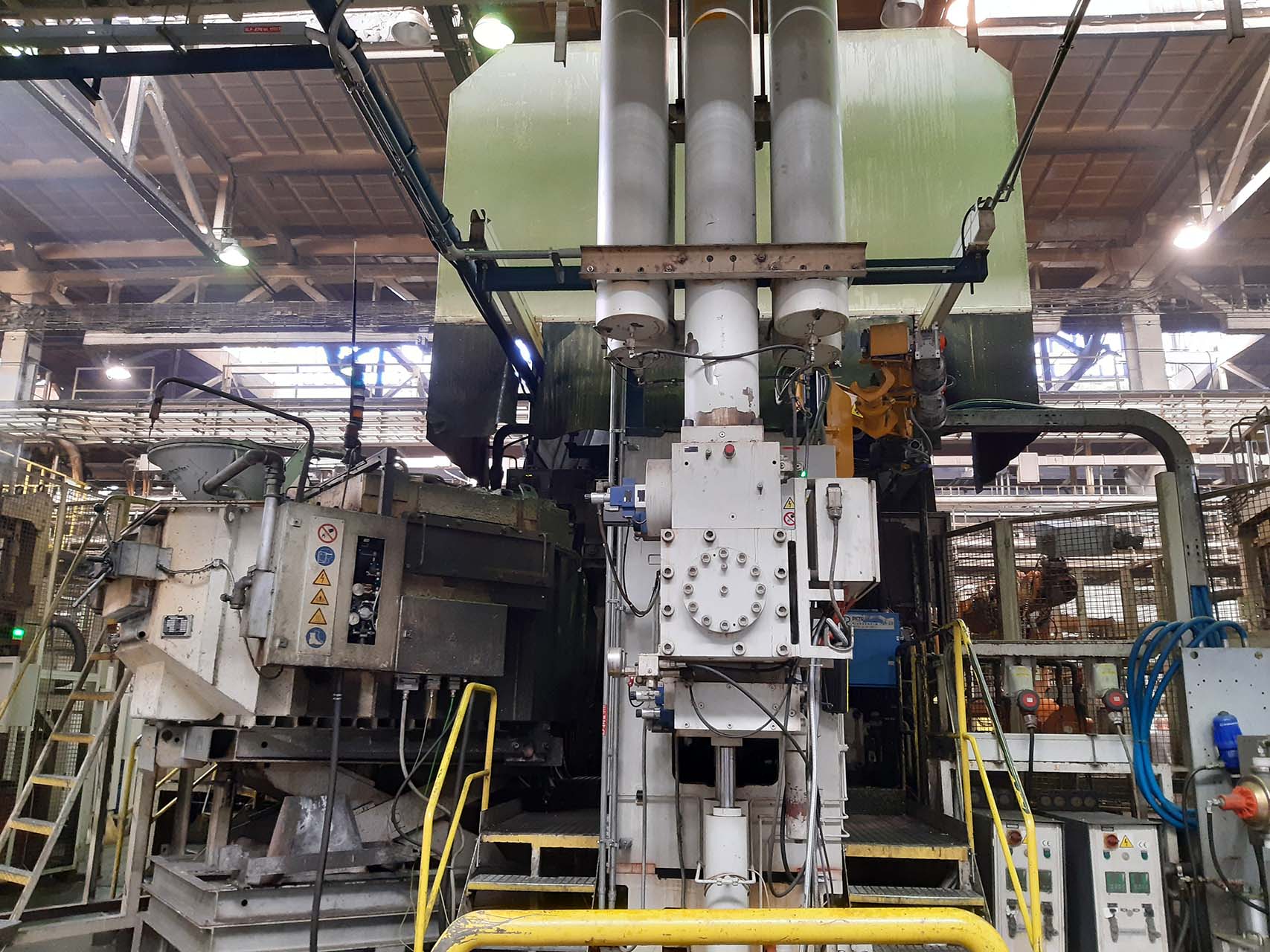 Frech GDK 1600-130 OC máquina de fundição sob pressão em câmara fria KK1637, utilizada Frech GDK 1600-130 OC máquina de fundição sob pressão em câmara fria KK1637, utilizada