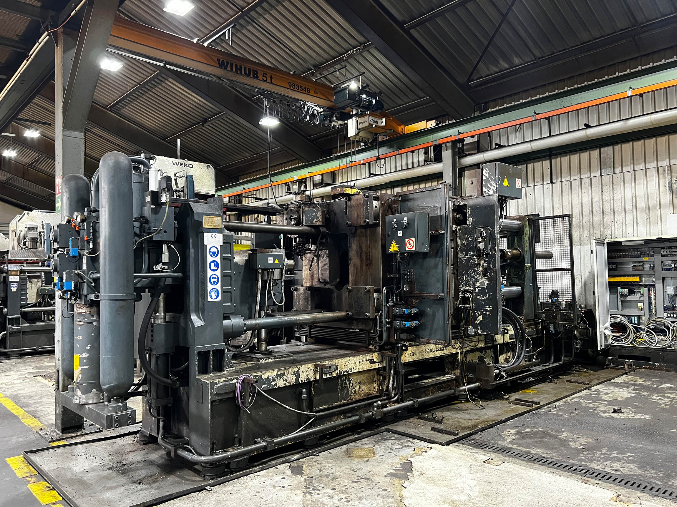 Máquina de fundição injetada com câmara fria Italpresse TF 800 KK1663, usada