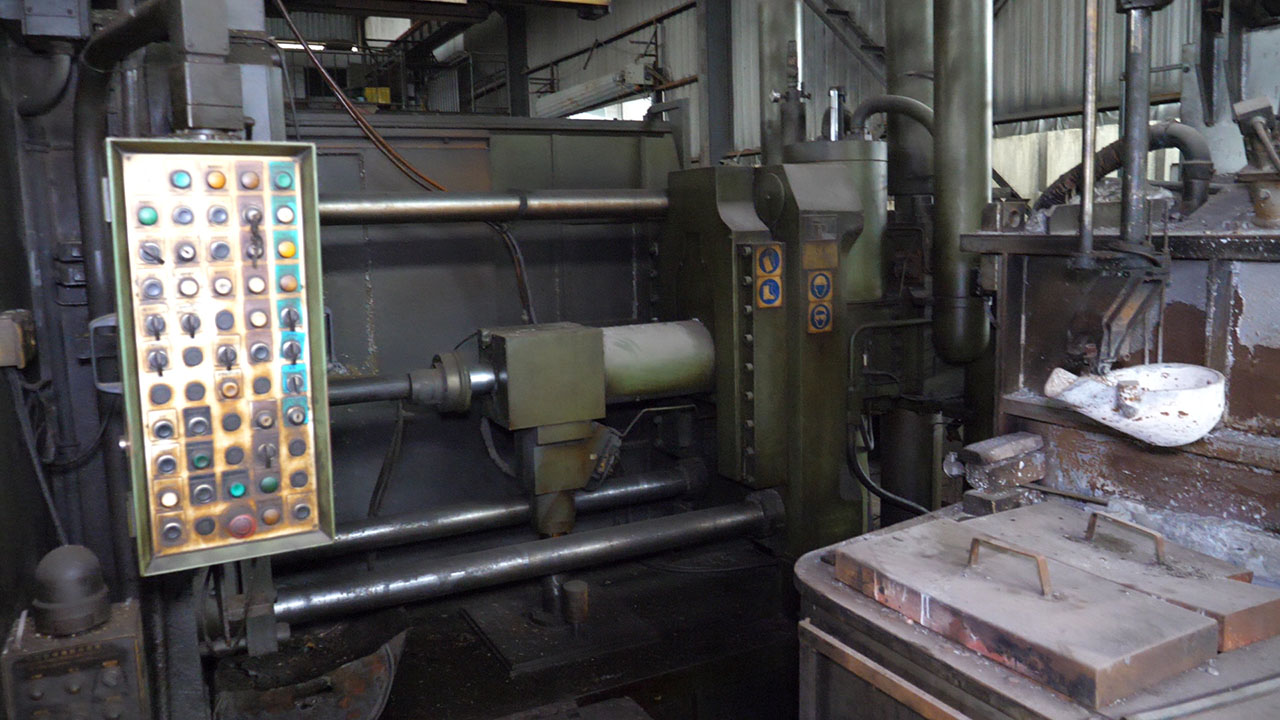 italpresse_ip_1350_sc_die_casting_machine_kk1442_p18 Italpresse IP 1350 SC máquina de fundição sob pressão em câmara fria KK1442, utilizada
