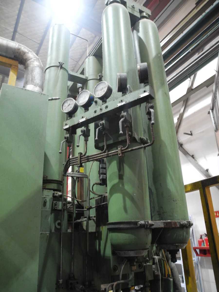 Máquina de fundição sob pressão em câmara fria IDRA OL 900 PRP, usada KK1381