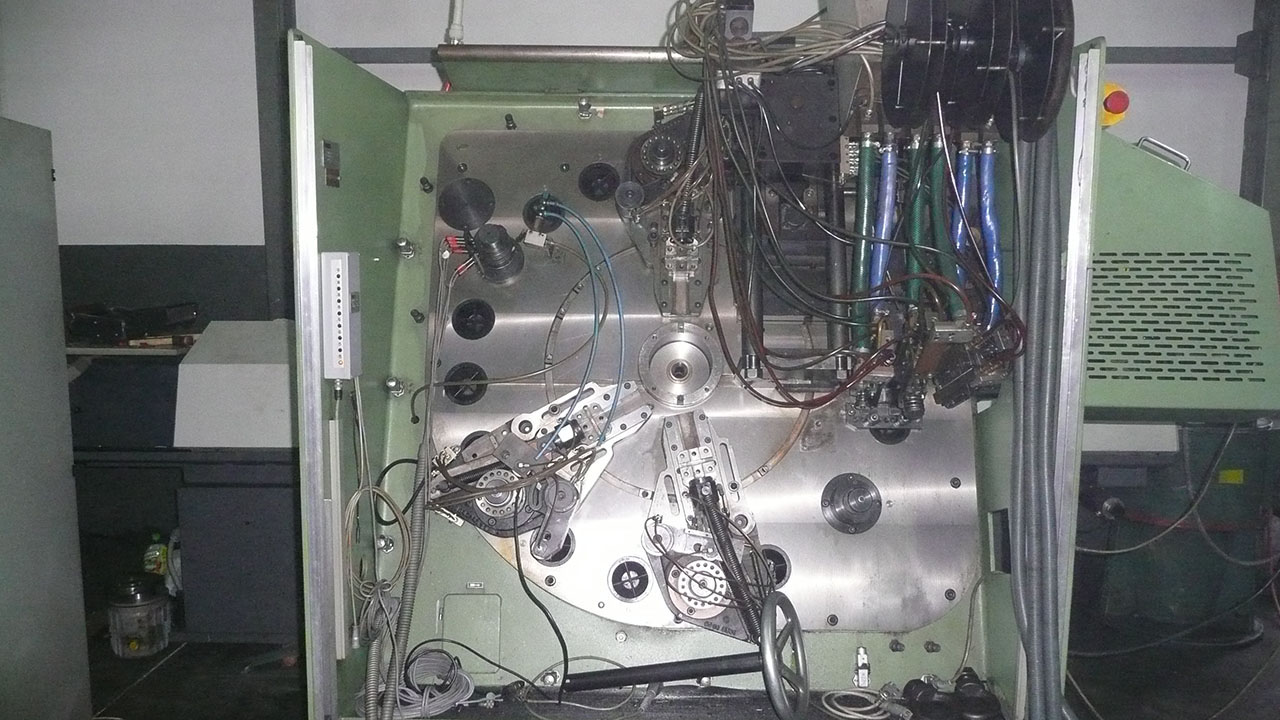 Bihler GMR 50 máquina de estampagem e conformação PR2478, utilizada
