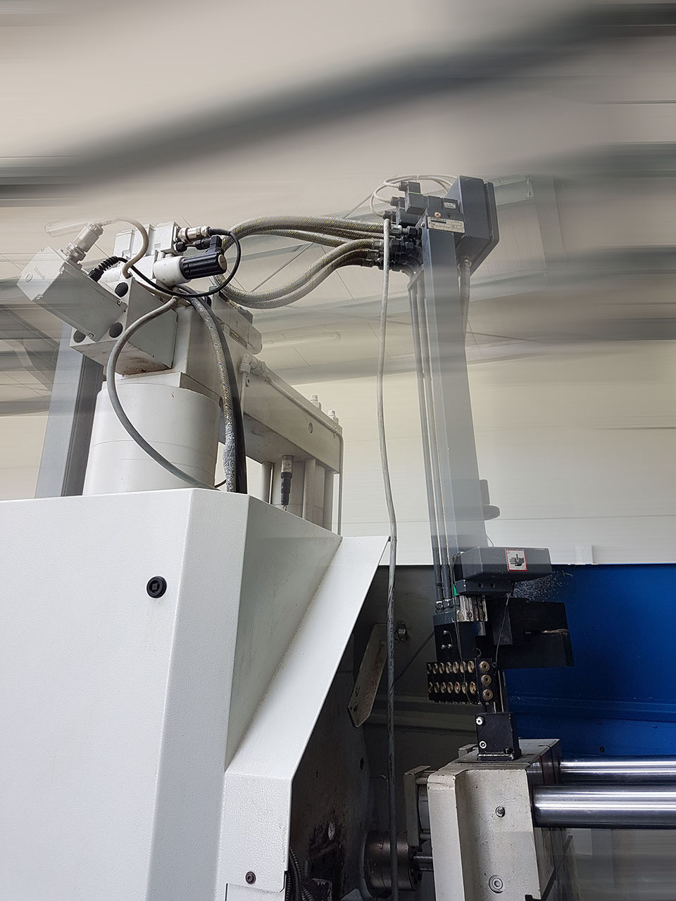 Recondicionamento da máquina de fundição injetada com câmara quente