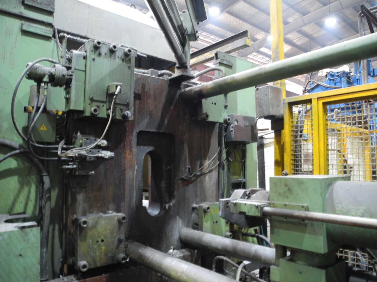 Máquina de fundição sob pressão em câmara fria IDRA OL 900 PRP, usada KK1381