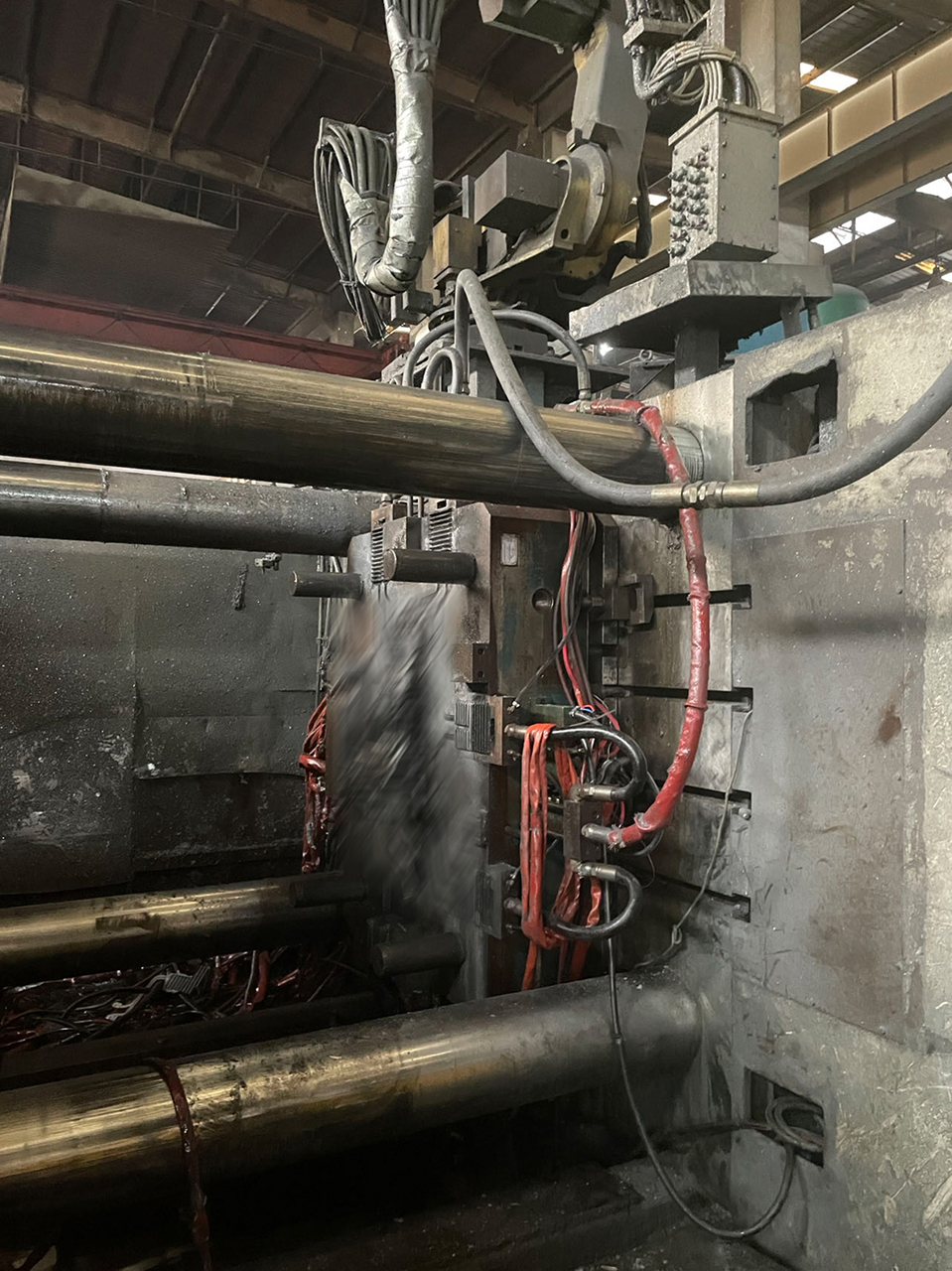 Italpresse IP 2150 SC máquina de fundição injetada com câmara fria KK1654, usada Italpresse IP 2150 SC máquina de fundição injetada com câmara fria KK1654, usada