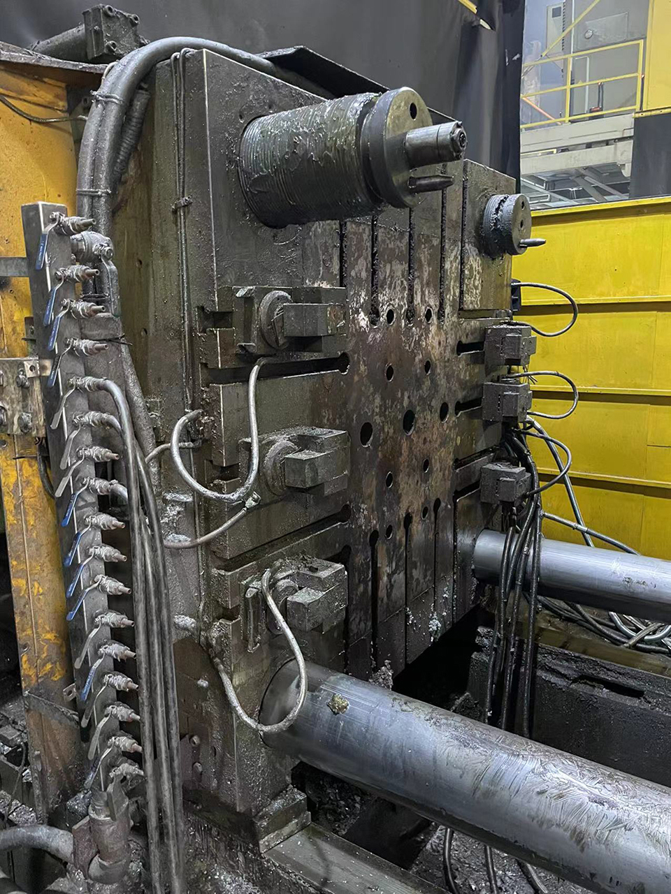 Italpresse IP 1650 SC máquina de fundição sob pressão em câmara fria KK1652, utilizada Italpresse IP 1650 SC máquina de fundição sob pressão em câmara fria KK1652, utilizada