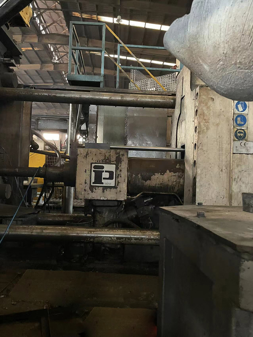 Italpresse IP 1850 SC máquina de fundição injetada com câmara fria KK1655, usada Italpresse IP 1850 SC máquina de fundição injetada com câmara fria KK1655, usada