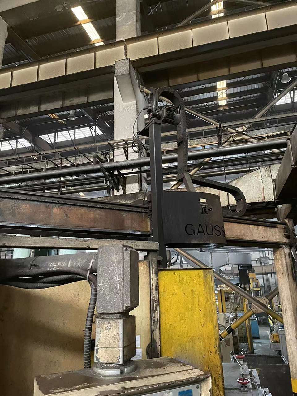 Italpresse IP 1650 SC máquina de fundição injetada com câmara fria KK1656, usada Italpresse IP 1650 SC máquina de fundição injetada com câmara fria KK1656, usada