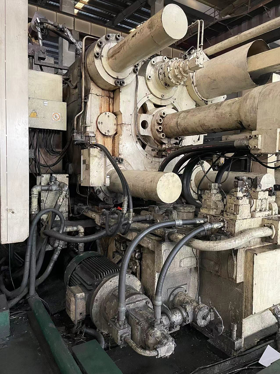 Italpresse IP 1850 SC máquina de fundição injetada com câmara fria KK1655, usada Italpresse IP 1850 SC máquina de fundição injetada com câmara fria KK1655, usada