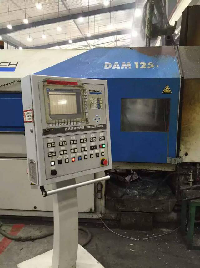 Frech DAM 125 F Máquina de fundição sob pressão em câmara quente de magnésio WK1439, utilizada